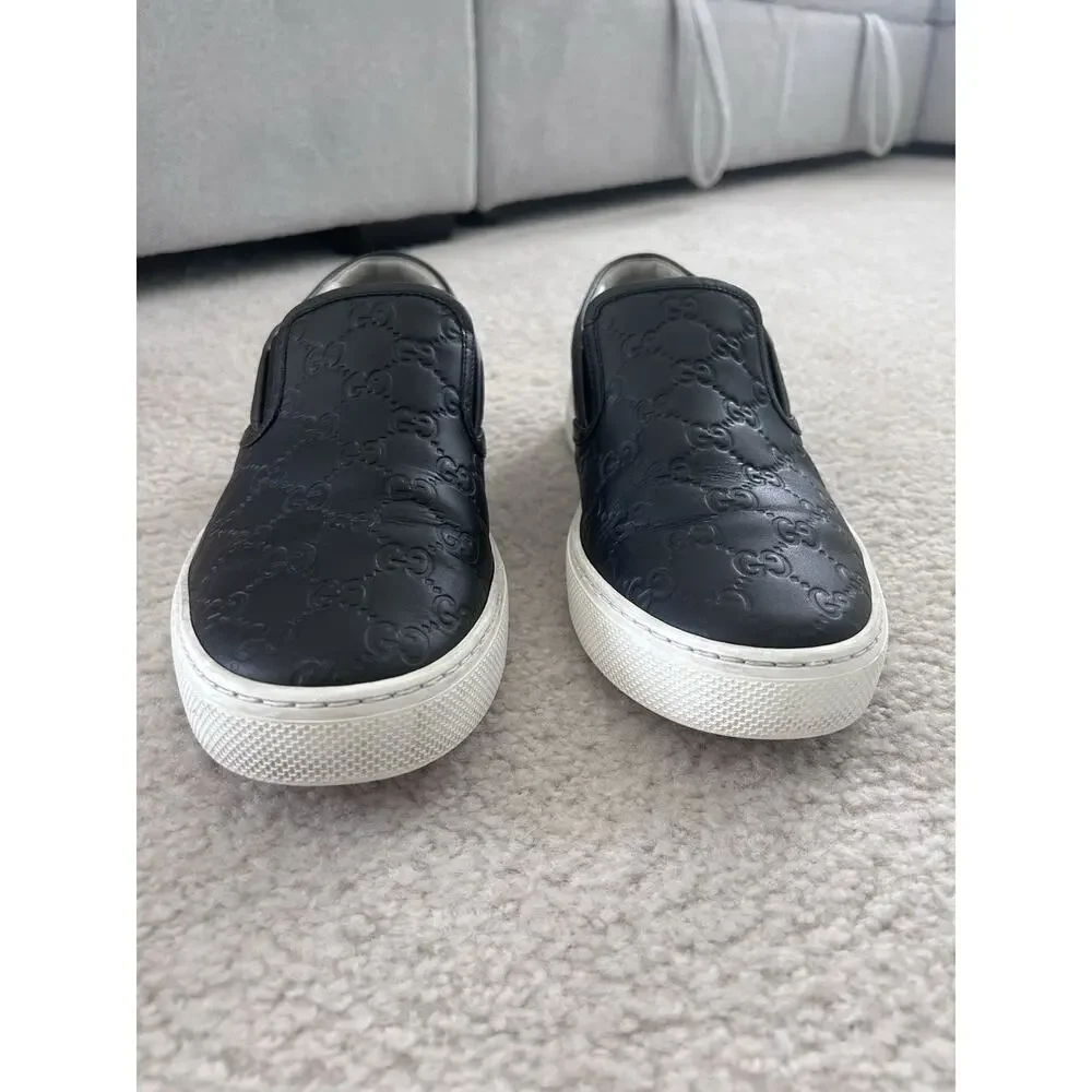 Authentic Gucci Signature Guccissima Leather Slip-On 407364 GG 9.5 (US 10.5)